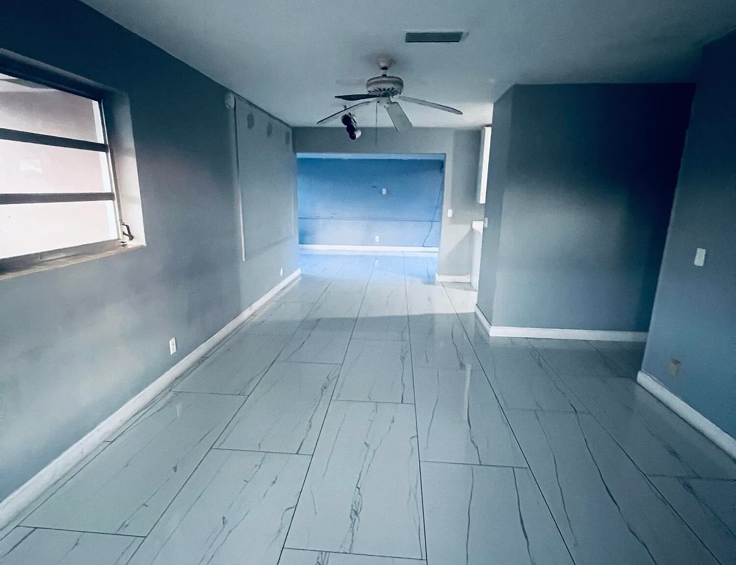 3 bed, 2.0 bath, 1104 sqft, $2,900 — Photo 3