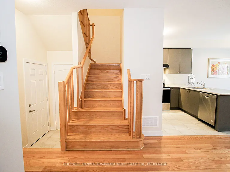 77 Keelson St — Photo 16