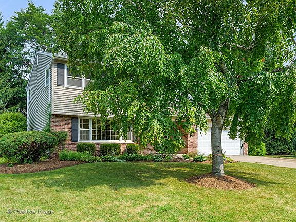 2nd image of 2301 Pepper Valley Dr