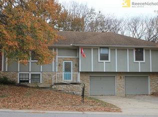 1209 Maple Ln, Pleasant Hill, MO 64080