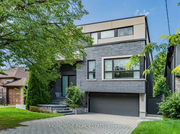 90 McGillivray Ave, Toronto, ON M5M 2Y4
