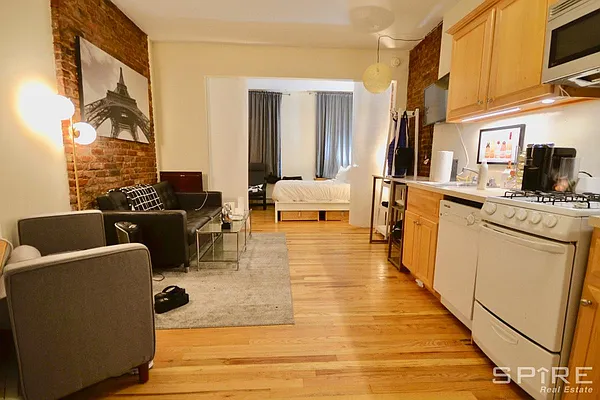 Rented by Spire Group | media 11