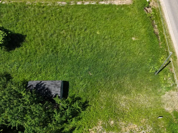 E22041 Everett Ave, Grand Marais, MI 49839