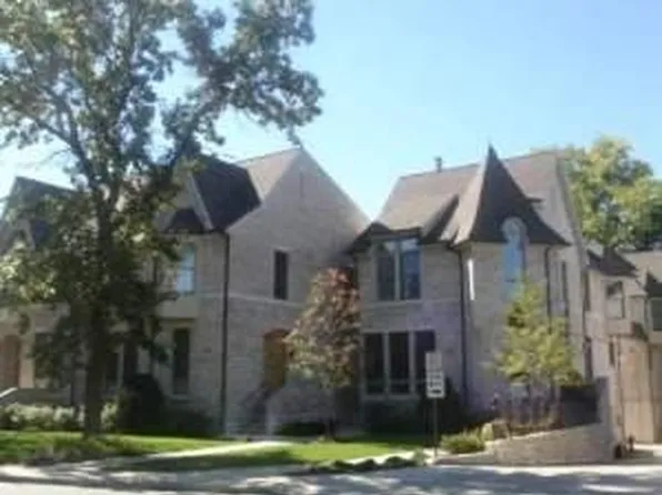 944 Green Bay Rd, Glencoe, IL 60022