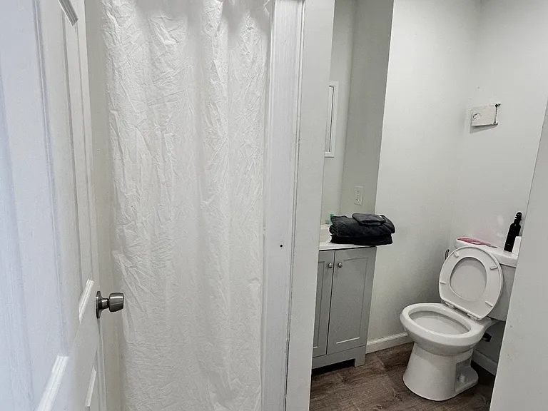 7845 Montgomery Ave #5B — Photo 15