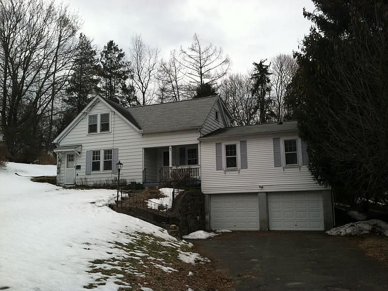 DANBURY CAPE