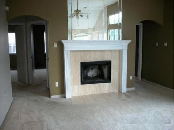 3rd image of 8117 Hulen Park Cir