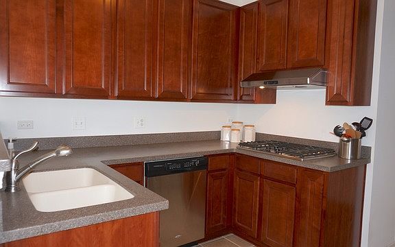 5th image of 1366 Bradley Cir #8-2A