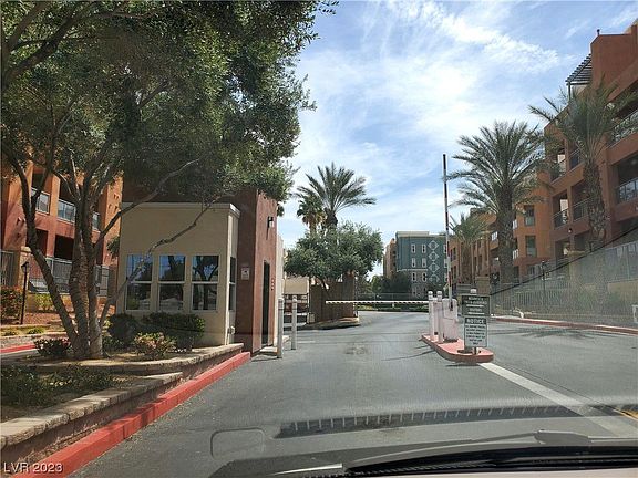 4th image of 47 E Agate Ave Unit 308