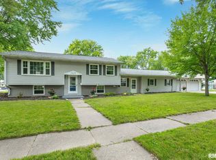 2825 E 35th St, Davenport, IA 52807