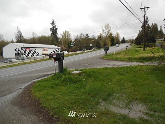 3rd image of 15714 State Route 9 SE