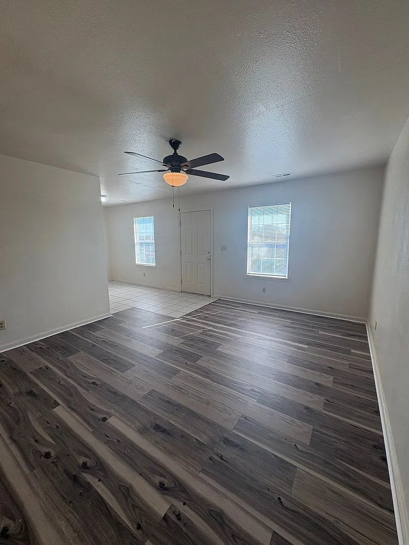 Cozy 2 Bedroom Duplex In Mount Sterling — Photo 3