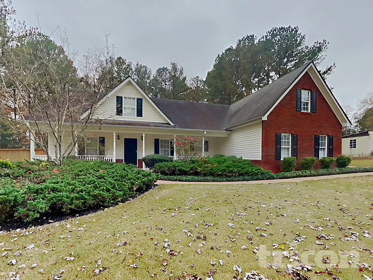 Building Photo - 204 Cobblestone Ln