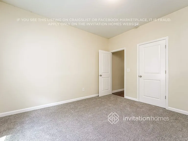 3447 Rosebud Park Dr — Photo 15