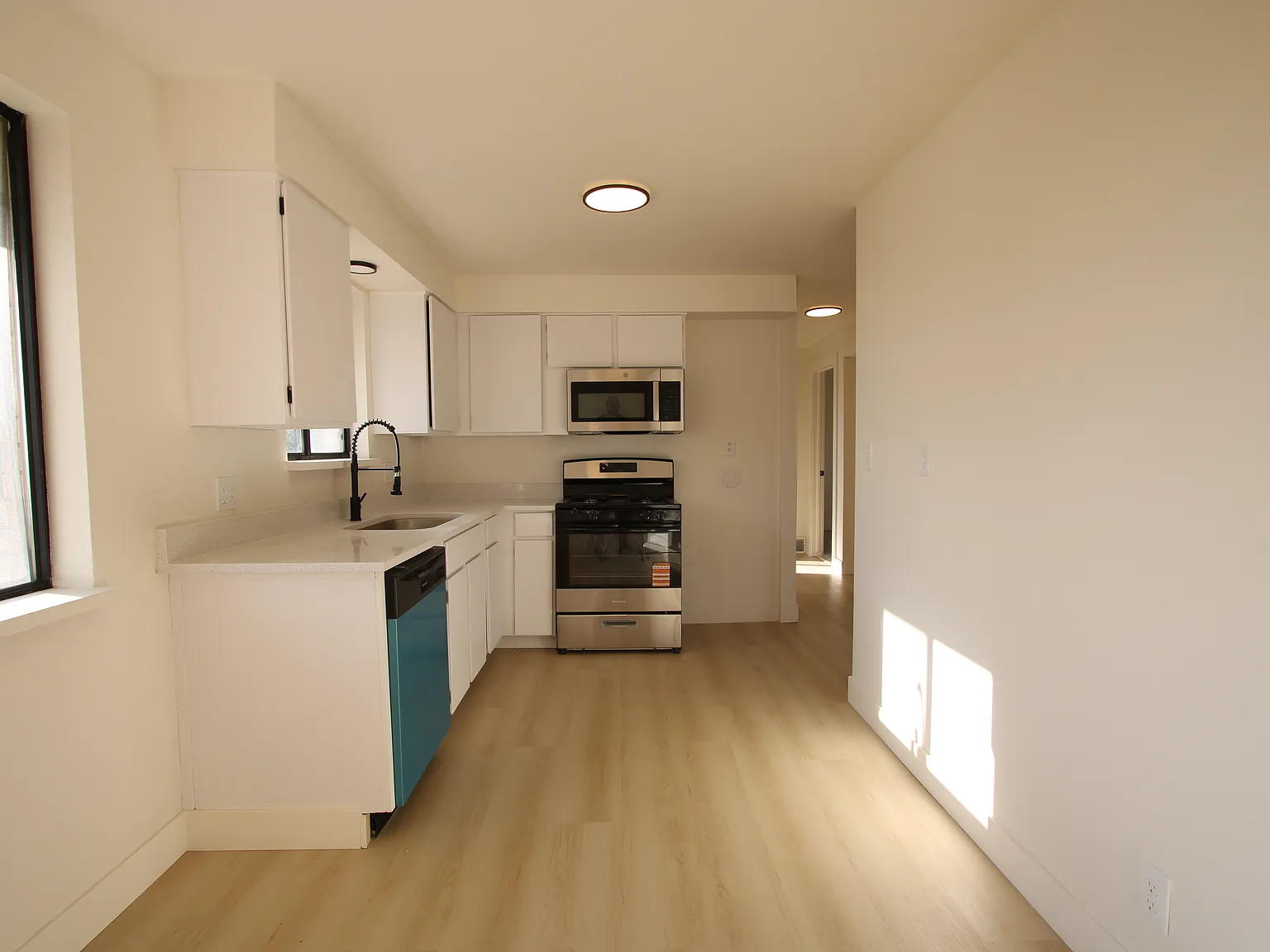 5007 S 2675 W — Photo 3