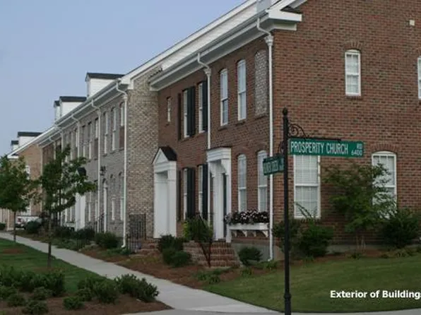 13127 Arbor Day Ct, Charlotte, NC 28269