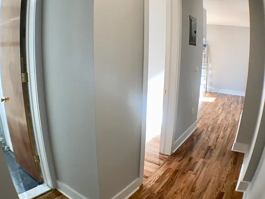 Rented by Lang Realty LLC | media 4