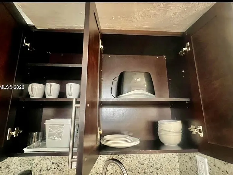 19201 Collins Ave #942 — Photo 9