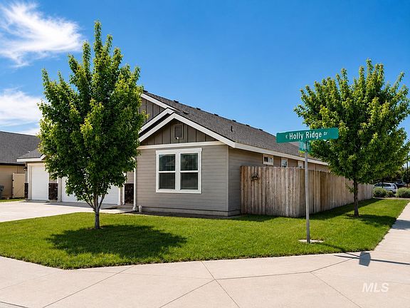 2nd image of 3813 E Holly Ridge Dr