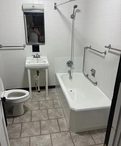 2046 Alabama Ave SW — Photo 1
