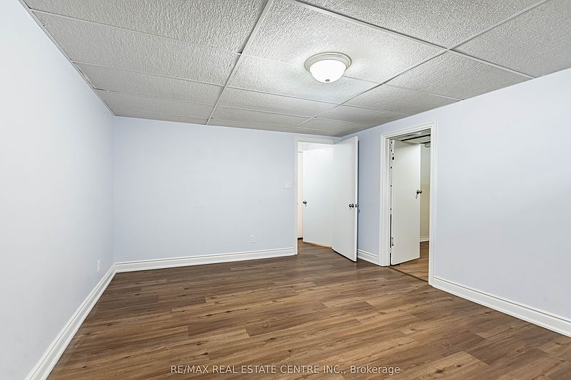 Brampton House for rent - 3 Bedrooms — photo 33