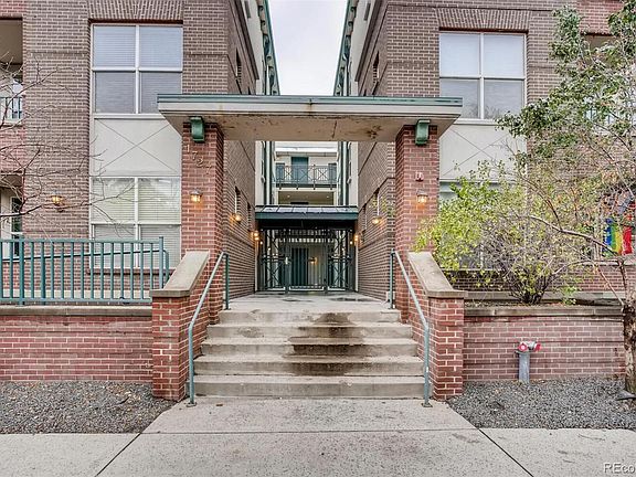 3rd image of 1727 Pearl St Unit 303