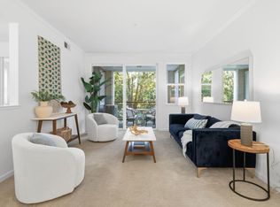 1982 W Bayshore Rd APT 121, East Palo Alto, CA 94303