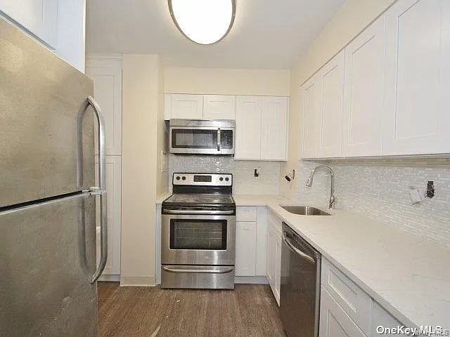 1 bed, 1.5 bath, 900 sqft, $3,750 — Photo 4