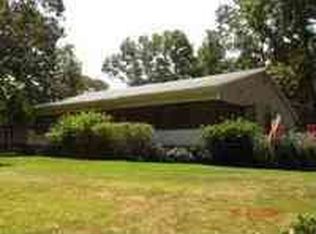 665 Ireland Dr, Milam, TX 75959