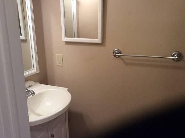 Partial 1/2 bathroom