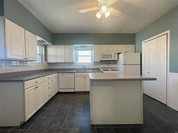5th image of 6275 Hoffman Ave