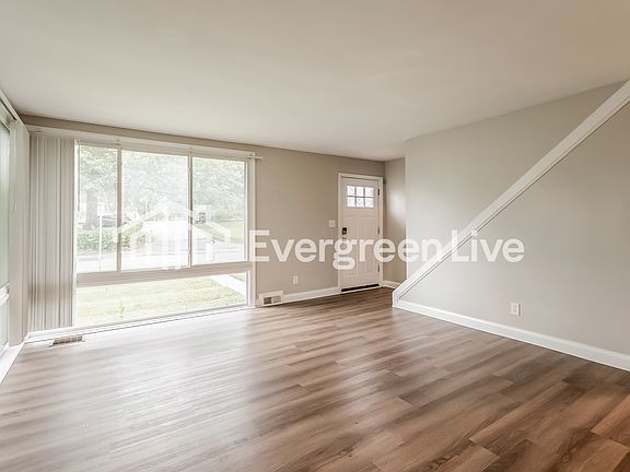 3rd image of 8201 Oakleigh Rd