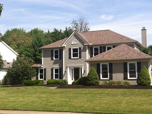 2nd image of 20606 Wildwood Ln