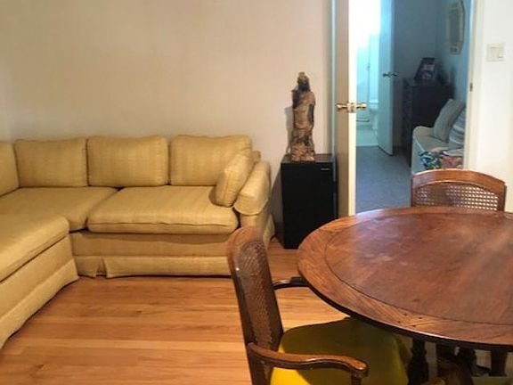 5th image of 151 Pizarro Ave