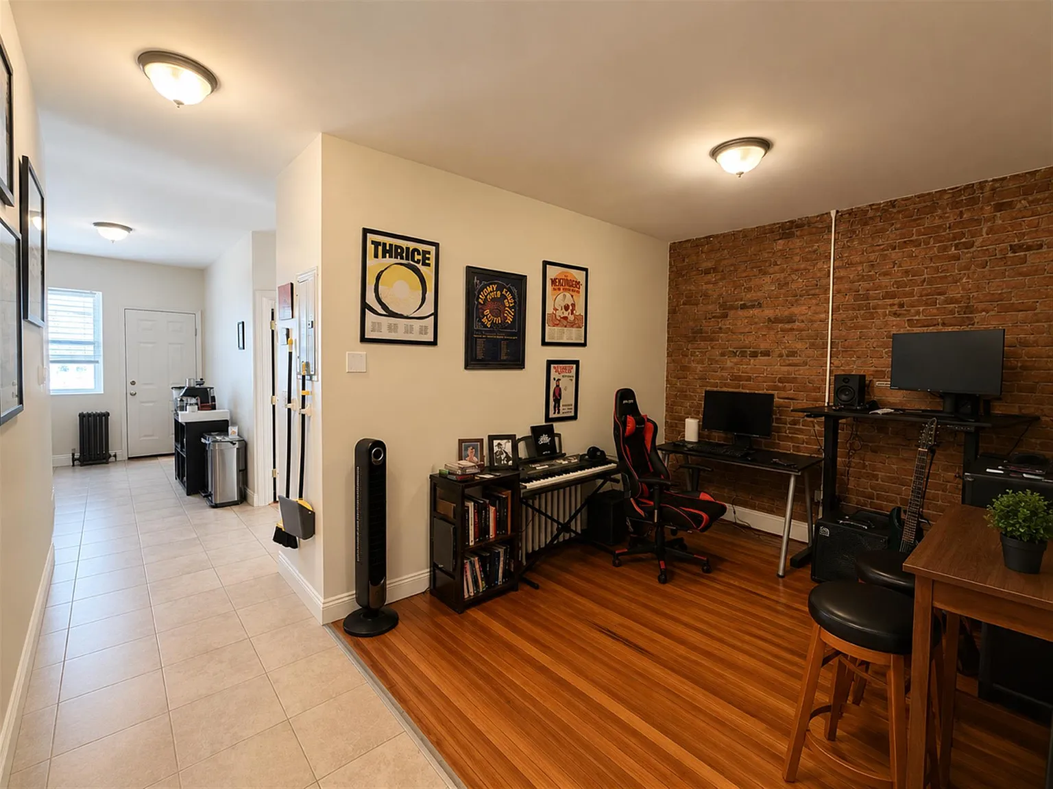 2 bed, $2,900 — Photo 3