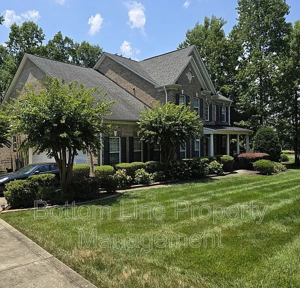 8045 Talcott Dr — Photo 4