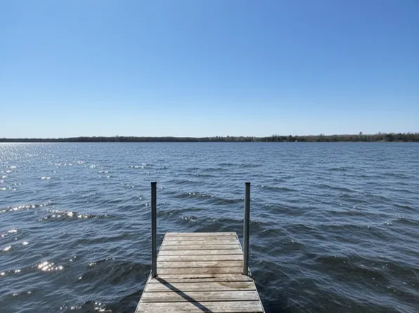 8219 Lone Wolf Dr NE, Pennington, MN 56663