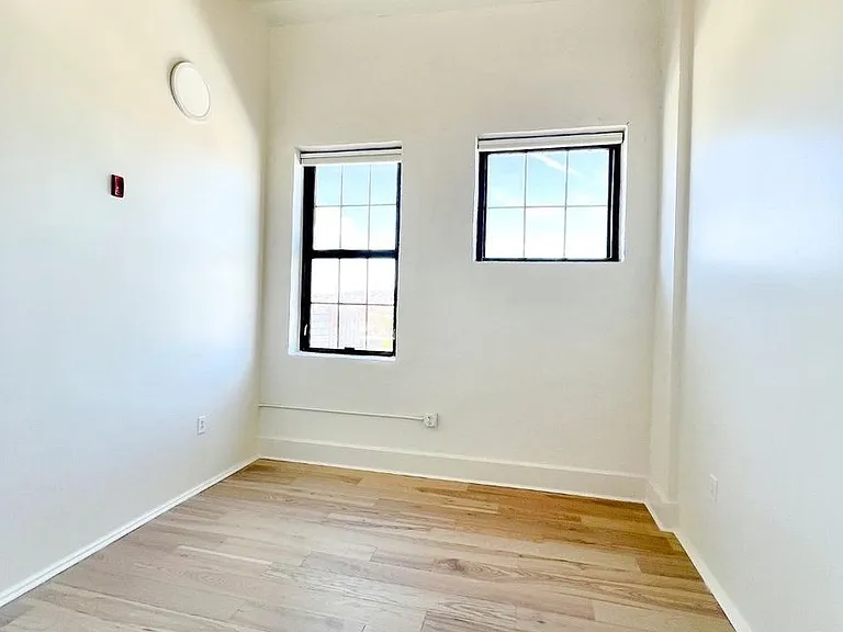 116 S Gay St — Photo 25