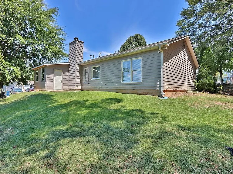 2348 Planters Cove Dr — Photo 16