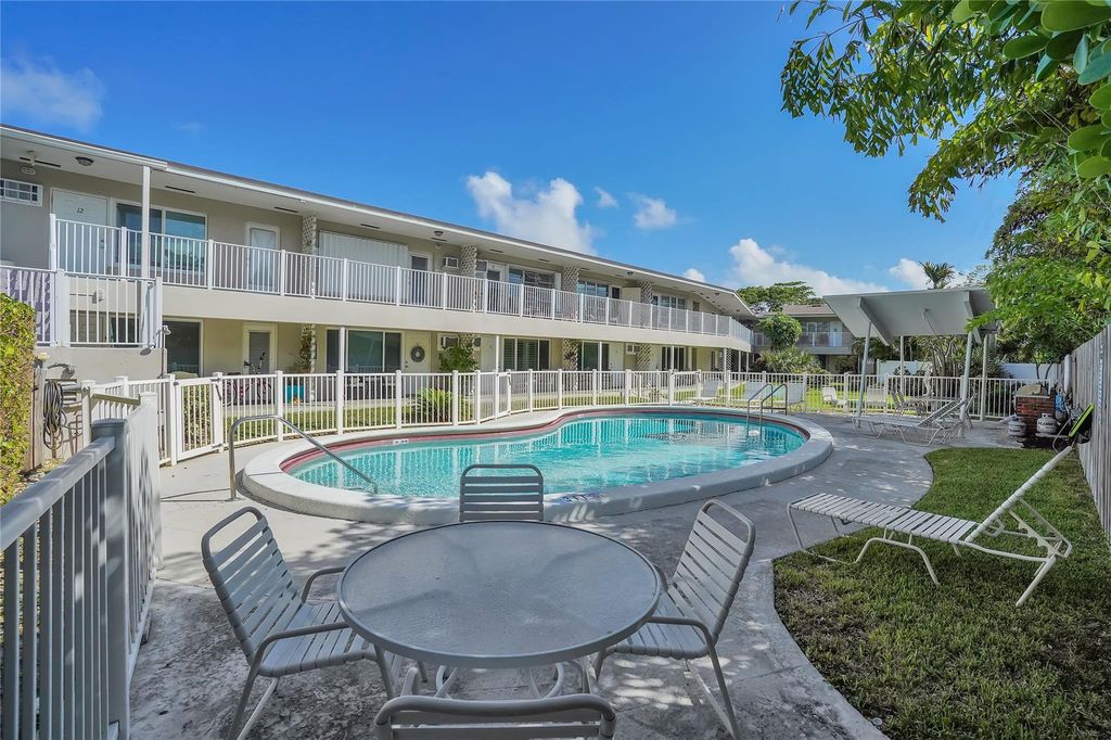 2501 N Ocean Blvd APT 16, photo 3