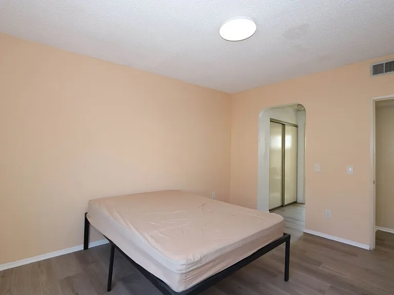 24210 Sylvan Glen Rd #F — Photo 17