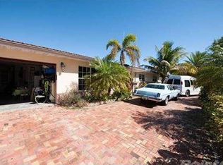 3517 S Longfellow Cir, Hollywood, FL 33021