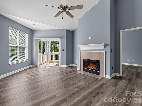 5th image of 797 Peninsula Dr
