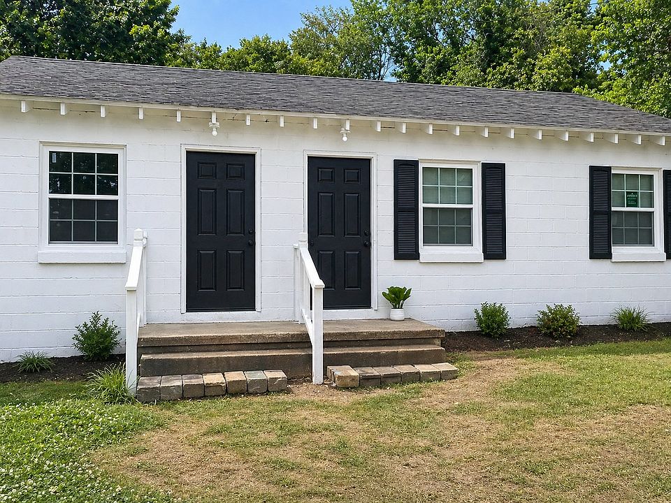 2nd image of 375 Jennings Ct SE