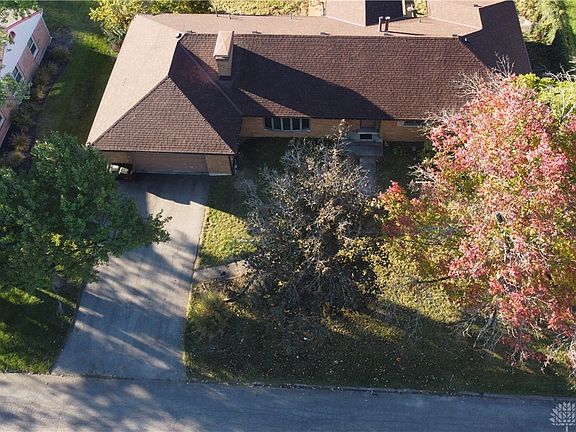 4th image of 160 Folsom Dr