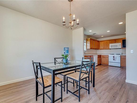 4th image of 314 McCoy Ln