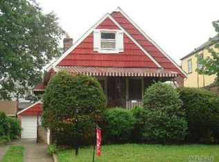 4535 166th St, Flushing, NY 11358