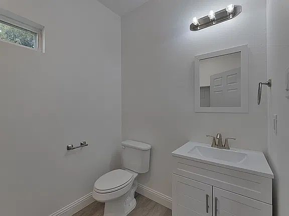 1st image of 840 Ryan Rd #840