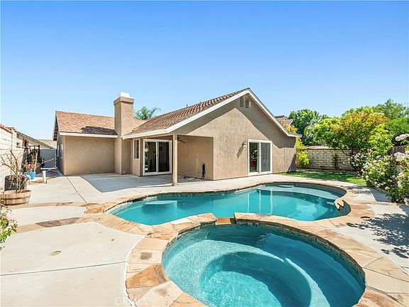 2nd image of 22825 Fir Ct