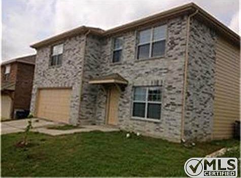 2nd image of 1319 Falcon Dr